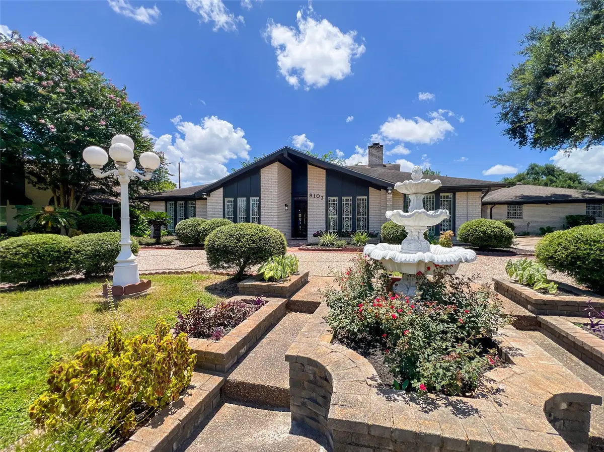 8107 S Braeswood Boulevard, Houston, TX 77071 - Image #1