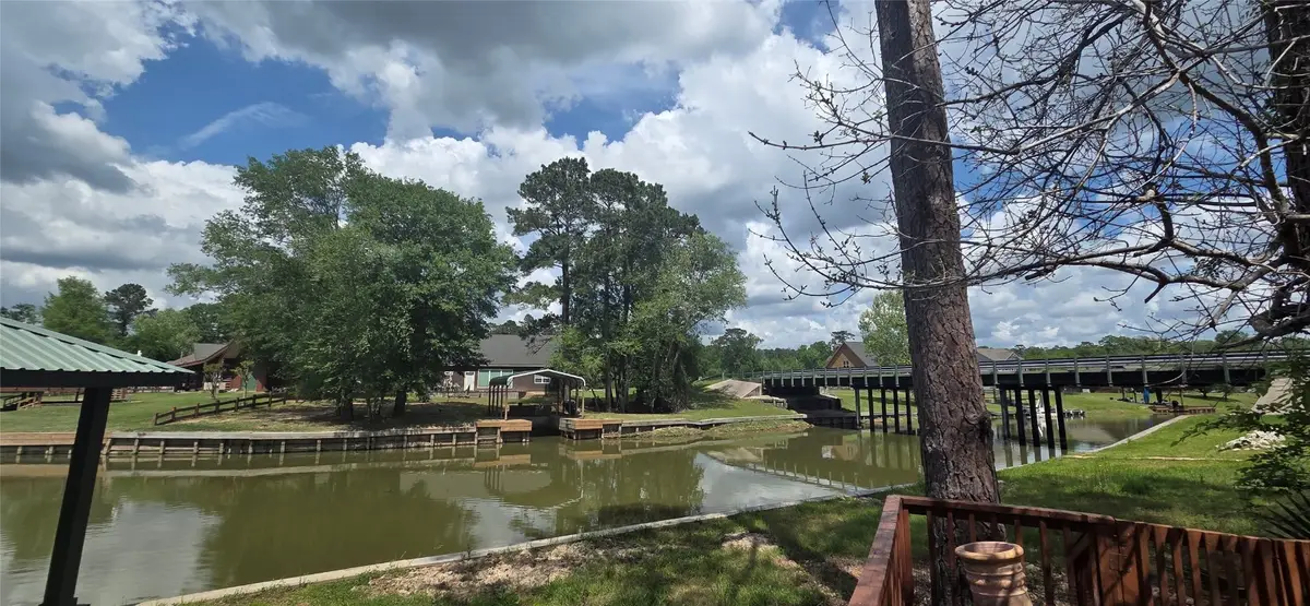 28 Hunters Creek Drive, Huntsville, TX 77340 - #1