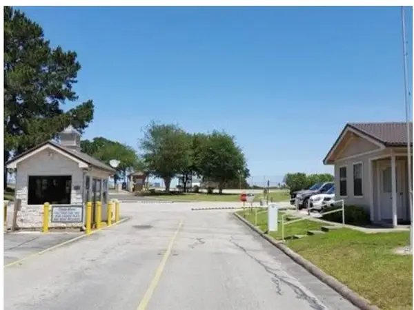 313 Dawns Edge, Trinity, TX 75862