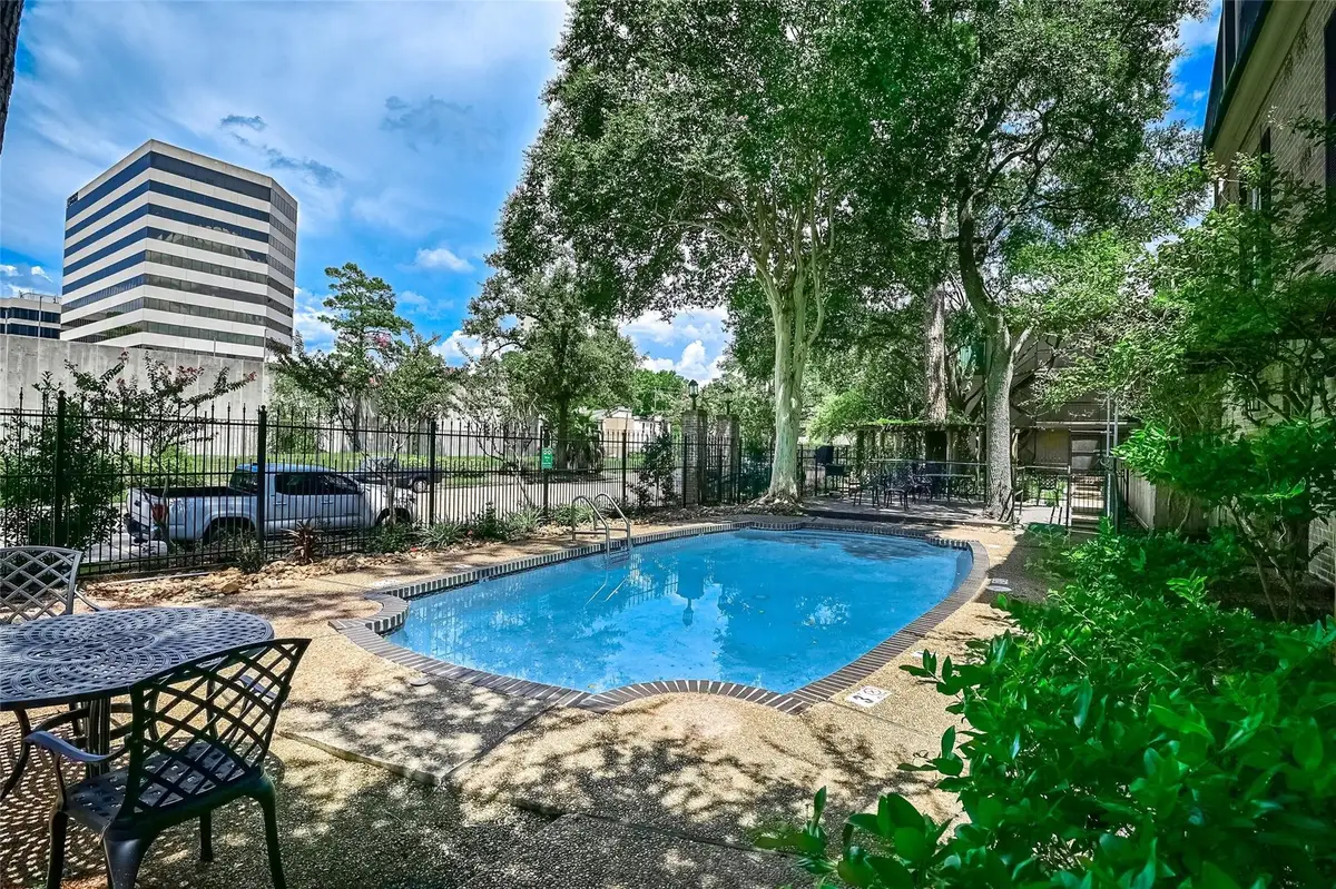 4515 Briar Hollow Place #112, Houston, TX 77027 - #1
