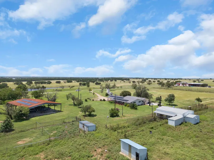 1115 County Road 204, Burnet, TX 78611 - Image #2