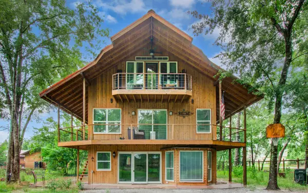 38104 S Bonnie Lake Drive, Hempstead, TX 77445