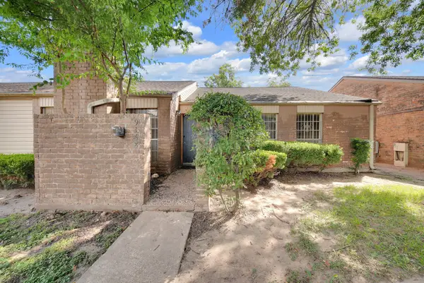 9168 Wilcrest Drive #9168, Houston, TX 77099