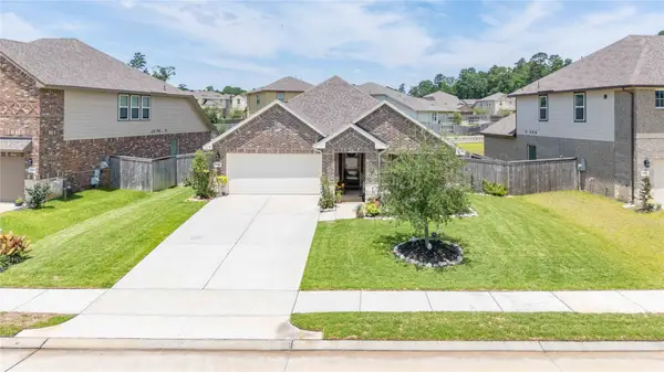 7045 Lauren Oak Drive, Conroe, TX 77304