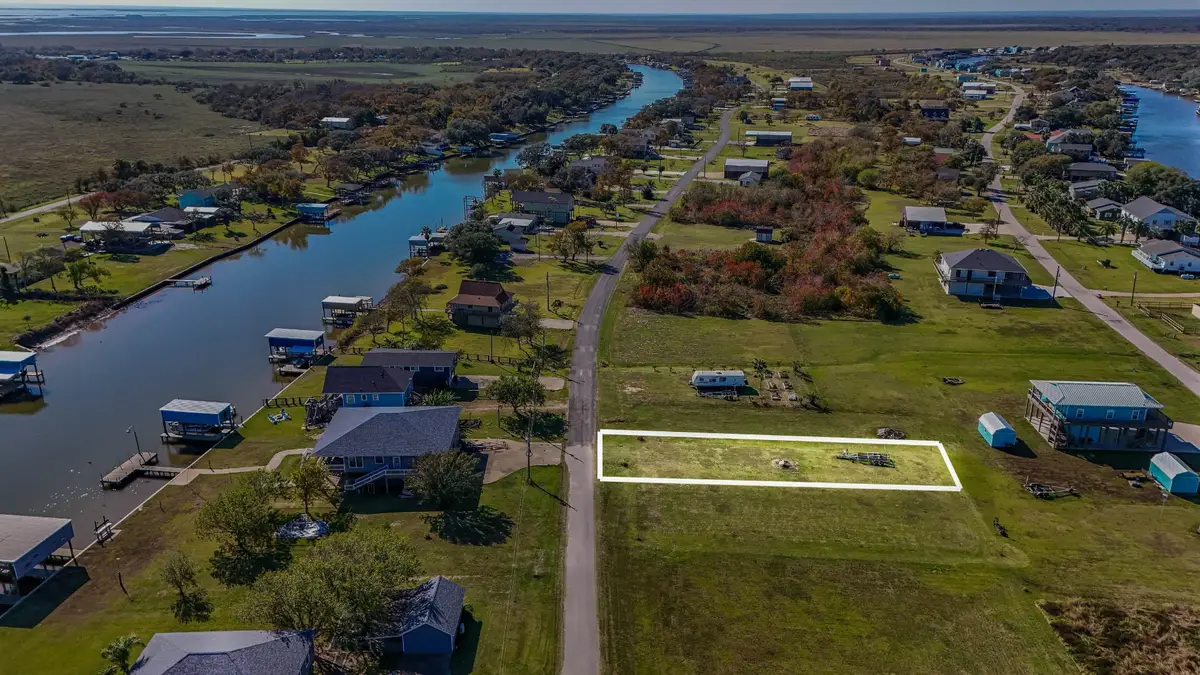 40 County Road 291, Sargent, TX 77414 - Image #1