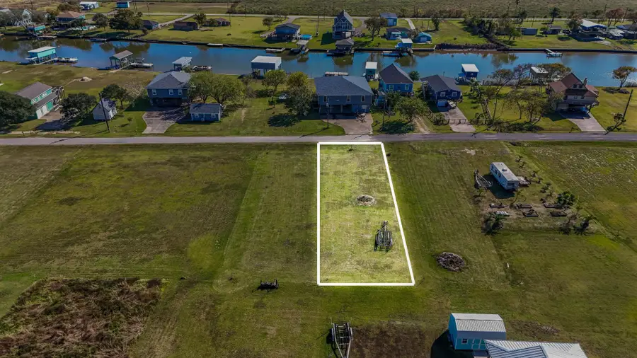 40 County Road 291, Sargent, TX 77414 - Image #3