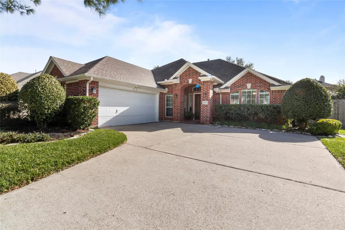 2353 Golden Shores Lane, League City, TX 77573 - Image #1