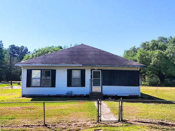 270 S 9th Street, Silsbee, TX 77656