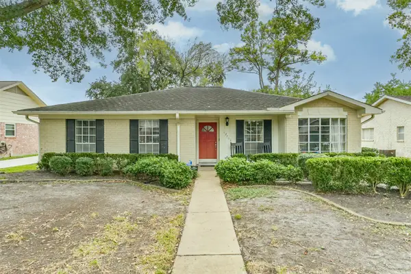 12703 Westleigh Drive, Houston, TX 77077