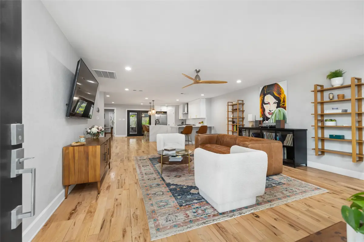 2122 Chippendale Road, Houston, TX 77018 - Image #1