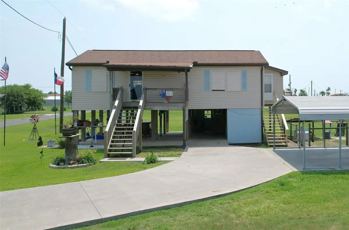 1321 Pickney Avenue, Port Bolivar, TX 77650 - #1