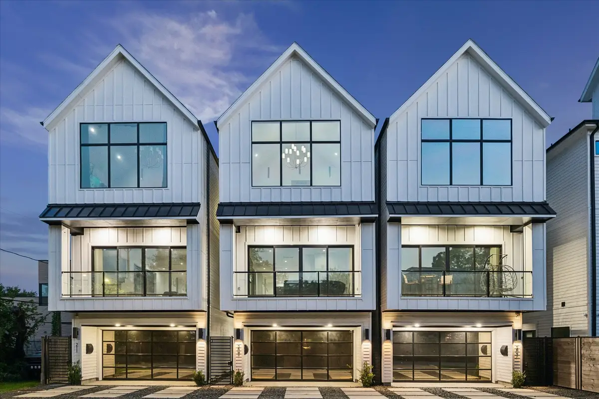 209 W 10th 1/2 Street, Houston, TX 77008 - #1