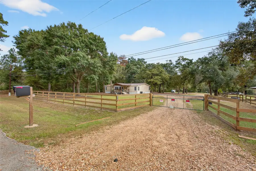 7365 Washington Avenue, Montgomery, TX 77316 - Image #2