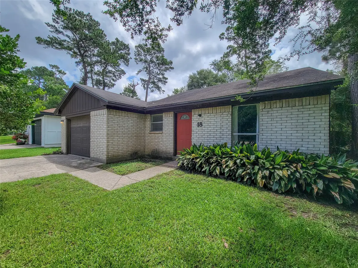18 N Wavy Oak Circle, The Woodlands, TX 77381 - #1