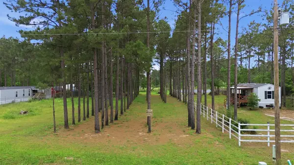 133 Road 5005, Cleveland, TX 77327