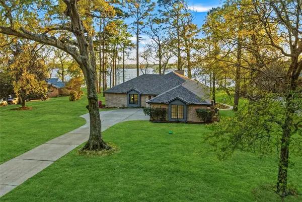 1125 River Road, Montgomery, TX 77356