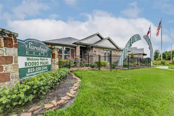 34 Rodeo Drive, Manvel, TX 77578