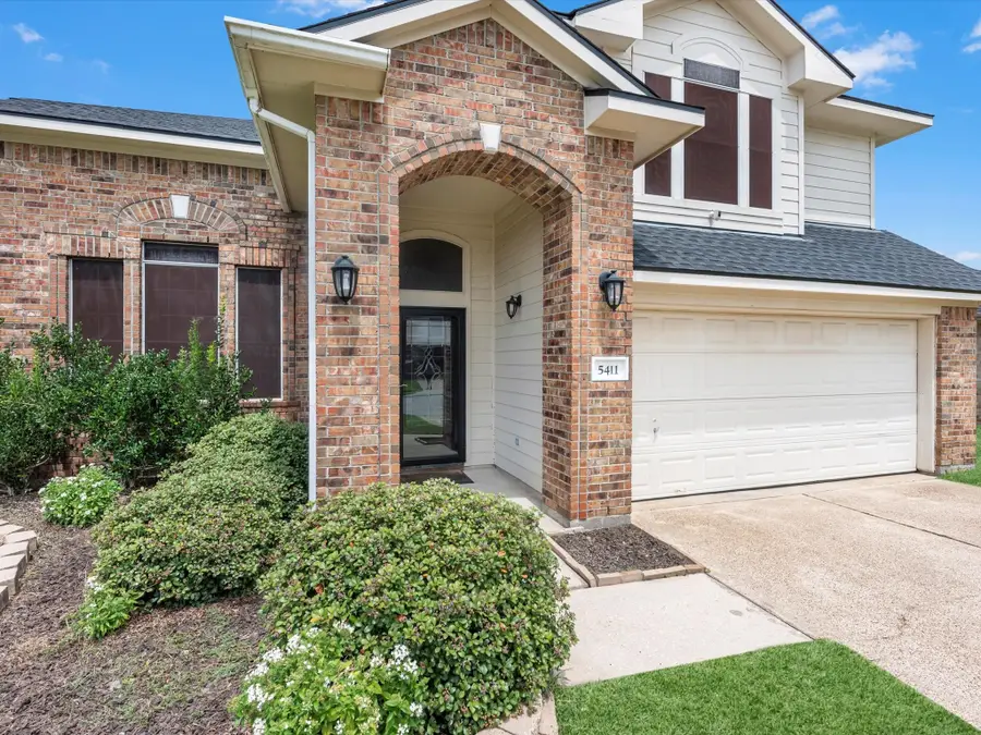 5411 Fairtide Drive, Baytown, TX 77521 - Image #3
