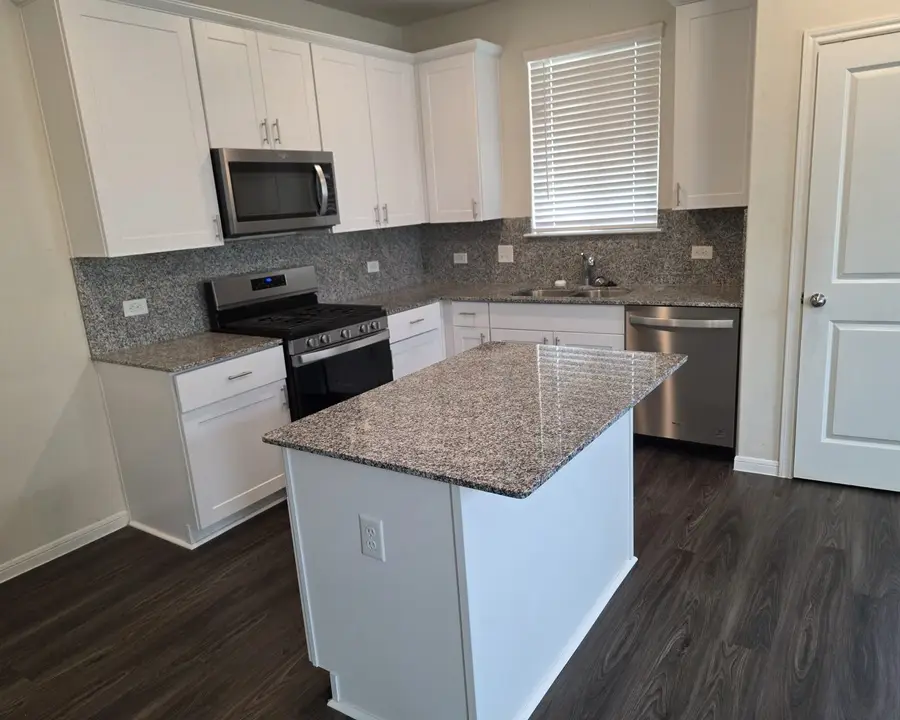 305 Lippizan Drive, Alvin, TX 77511 - #2