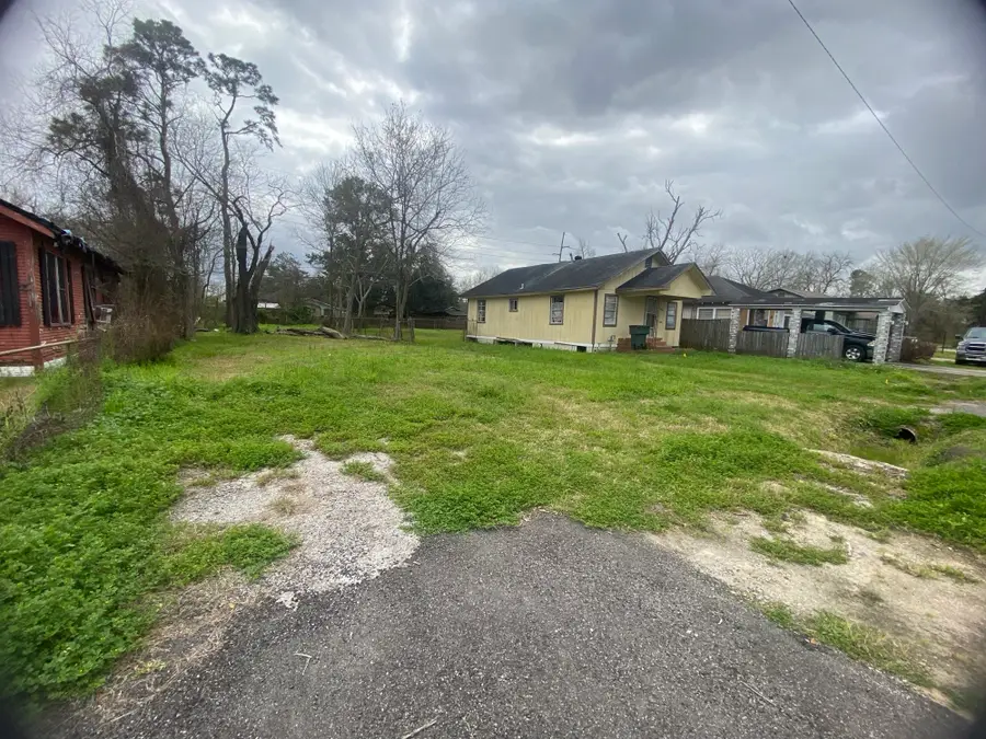 2545 Euclid Street, Beaumont, TX 77705 - Image #2