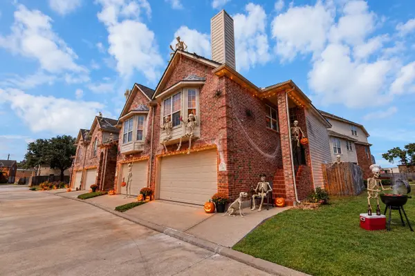 6222 Skyline Drive #26, Houston, TX 77057