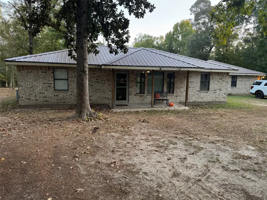 431 Ridgewood Drive, Shepherd, TX 77371 - Image #3