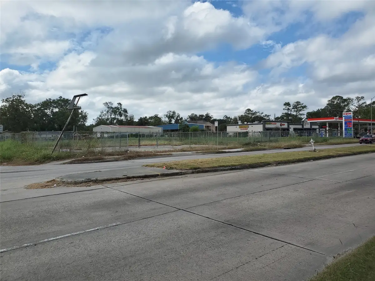 6226 Tidwell Road, Houston, TX 77016 - Image #1