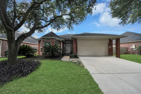 4634 Jaymar Dr, Sugar Land, TX 77479