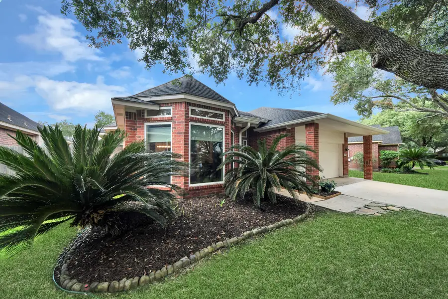 4634 Jaymar Dr, Sugar Land, TX 77479 - #2