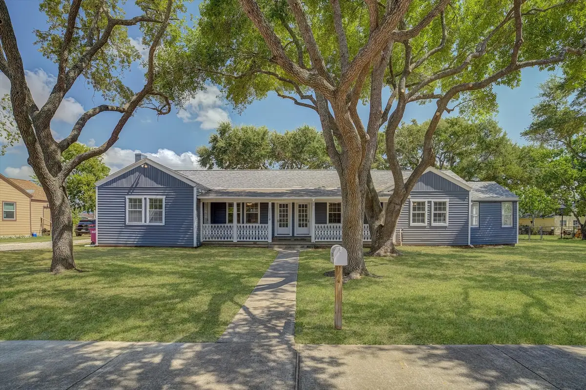 1114 W 5th Street, Freeport, TX 77541 - #1