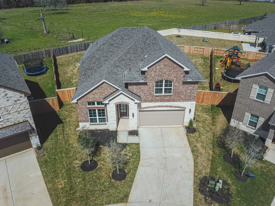 2016 Woodland Park Court, Conroe, TX 77384 - #2