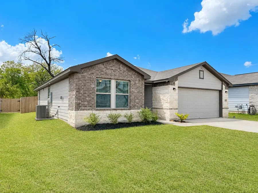 11760 Whirlaway Drive, Willis, TX 77318 - #2