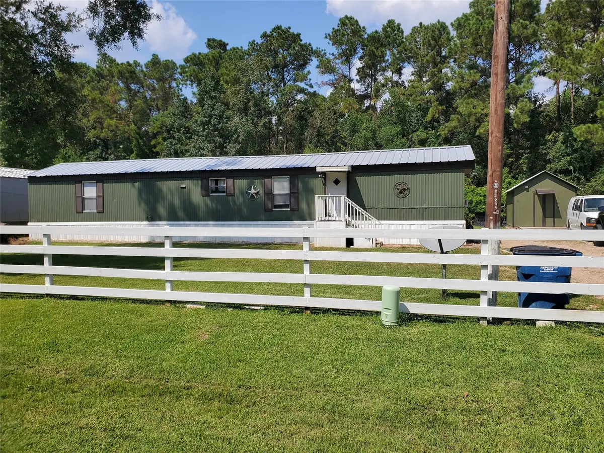 19059 Rolling Hills Drive, Porter, TX 77365 - Image #1