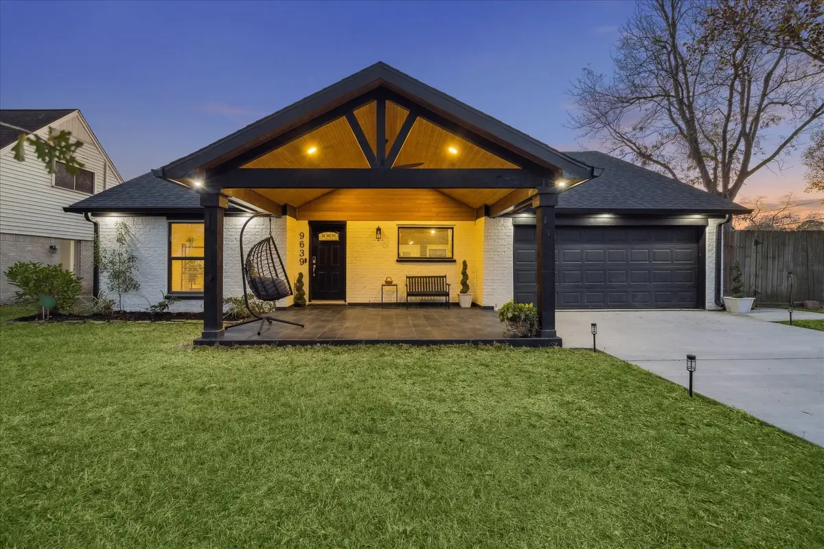 9639 Weatherwood Drive, Houston, TX 77080 - Image #1