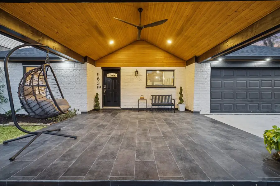 9639 Weatherwood Drive, Houston, TX 77080 - Image #3