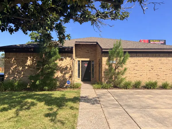 17002 Butte Creek Road, Houston, TX 77090