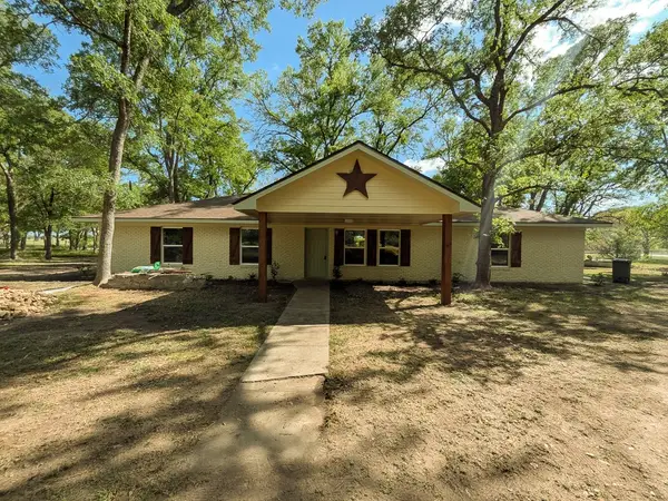 1139 County Rd 403, Anderson, TX 77830