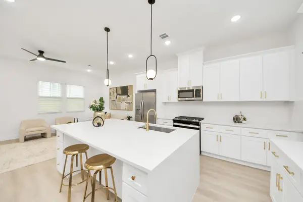 9435 Arledge Street, Houston, TX 77075