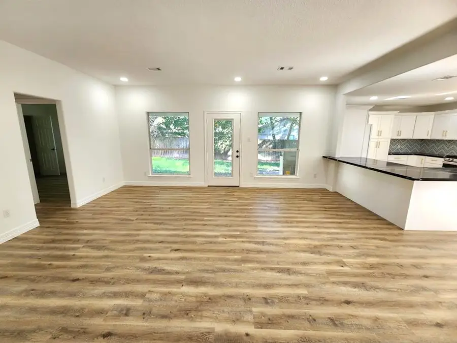 206 Doncaster Street, Conroe, TX 77303 - Image #3