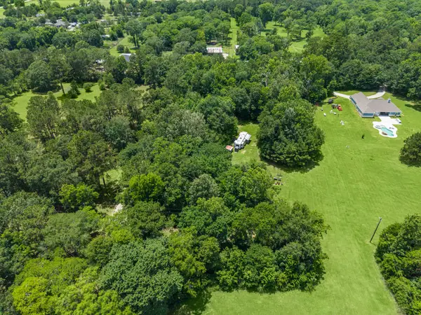 17260 Dutch Road, New Waverly, TX 77358