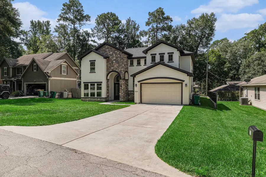 290 Apple Valley Dr, Panorama Village, TX 77304 - Image #2