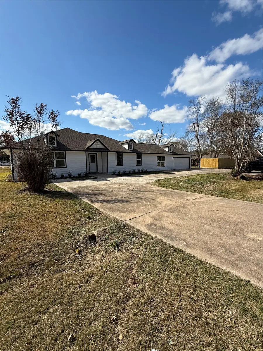 1214 Main Street, Alvin, TX 77511 - #2