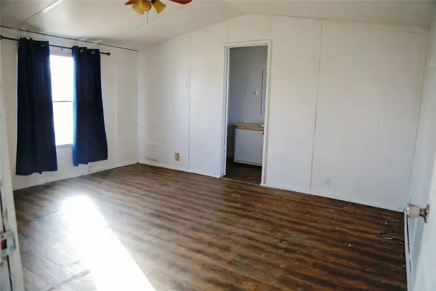 6409 N County Road 1630, Shallowater, TX 79363 - #2