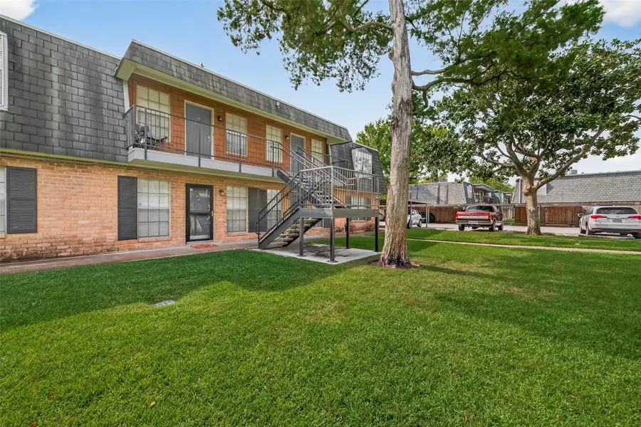 9017 Gaylord Drive #70, Houston, TX 77024 - Image #2