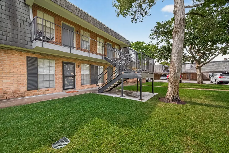 9017 Gaylord Drive #70, Houston, TX 77024 - Image #3