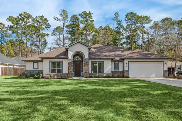 902 Douglas Fir Dr, Magnolia, TX 77354