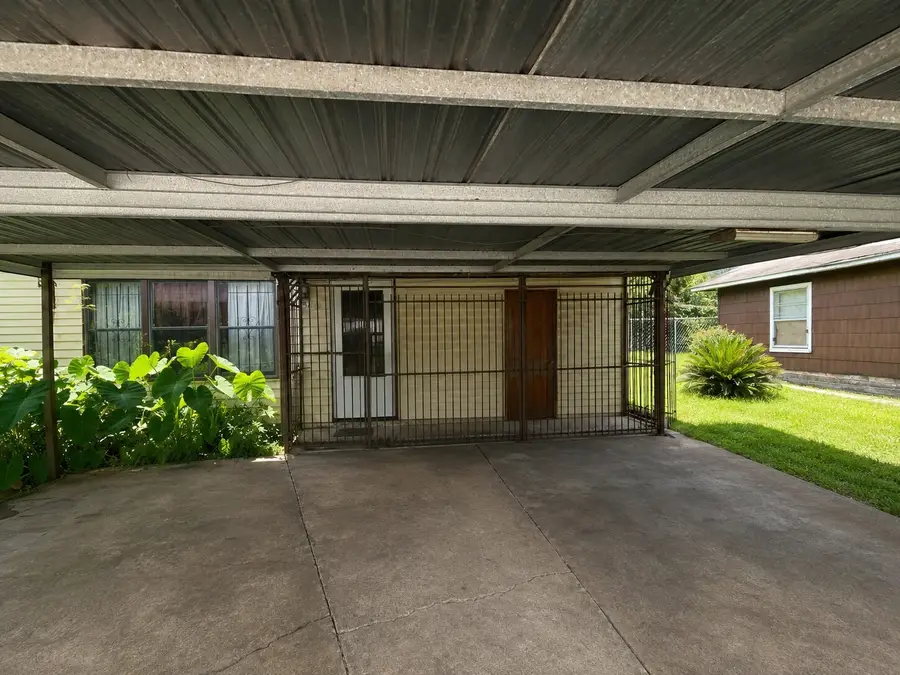 5838 Doolittle Boulevard, Houston, TX 77033 - #2