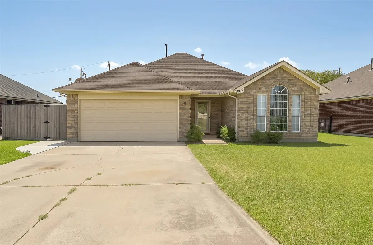 3003 30th Street N, Texas City, TX 77590 - Image #1
