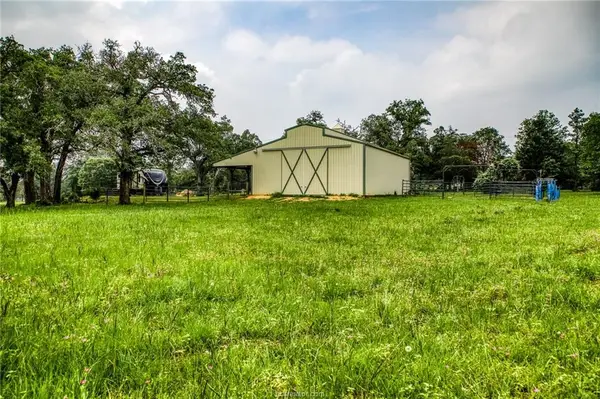 10610 County Road 322, Caldwell, TX 77836