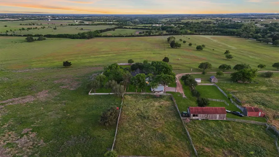 9058 Sam Houston, Brenham, TX 77833 - #2